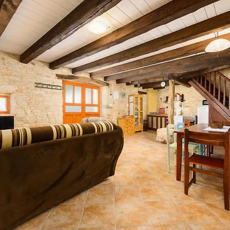 Holiday home In With Outdoor Swimming Pool