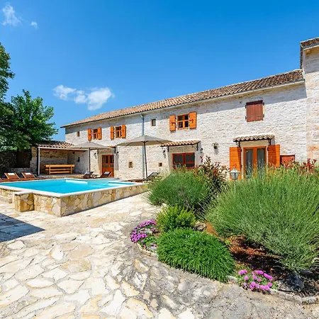 Holiday home In With Outdoor Swimming Pool