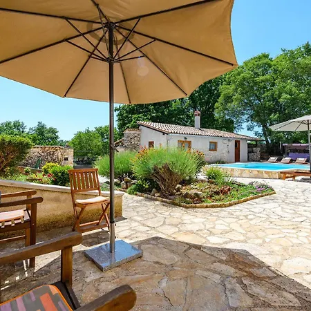 In With Outdoor Swimming Pool Holiday home Rezanci